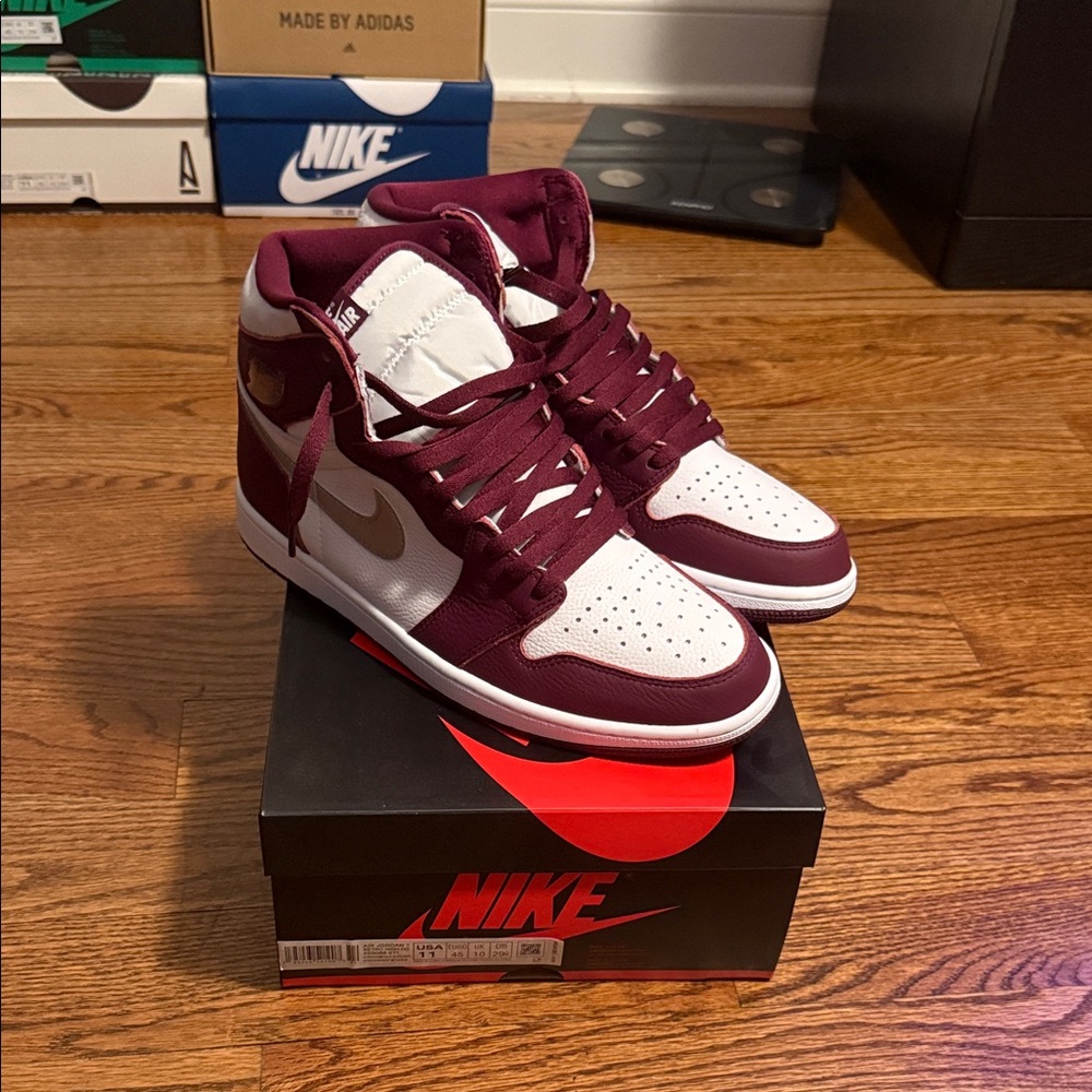 Nike Men's Burgundy and White High-Top Sneakers